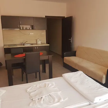 Aparthotel Sea Breeze Pomorie